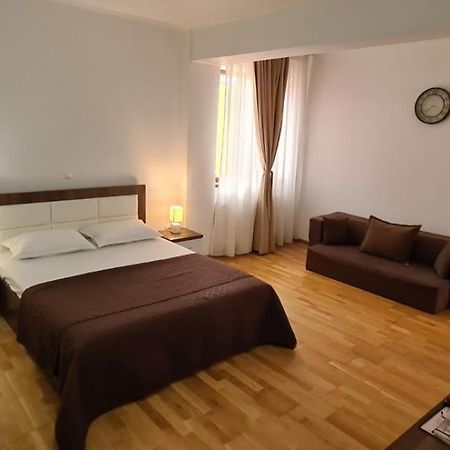 Anamaria Apartments Mamaia Nord Navodari Ngoại thất bức ảnh